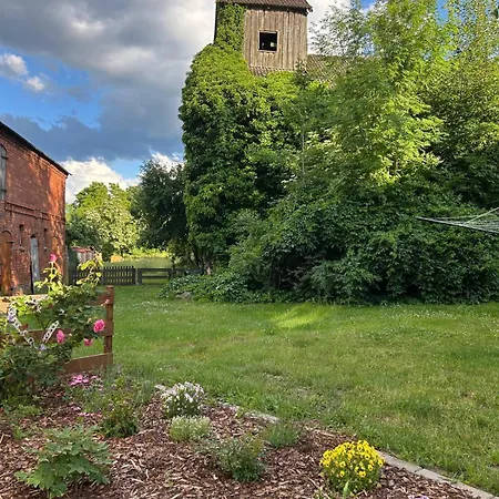 Familienfreundliche Mit Garten Apartamento